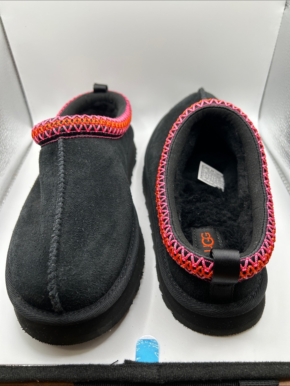 UGG Black Tasman Clog Multicolor Braided Trim, Wool lining size 5 Kids Ladies 6